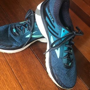 BROOKS RUNNING SHOES